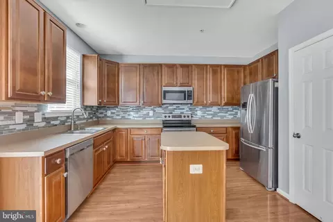 669 Tivoli Rd, Frederick, MD 21703 photo 10
