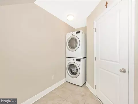 627 E 7th St, Frederick, MD 21701 photo 9