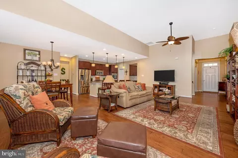 2023 Chamberlain Dr, Frederick, MD 21702 photo 7