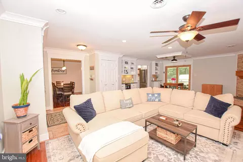 8013 Dustin Dr, Frederick, MD 21701 photo 6