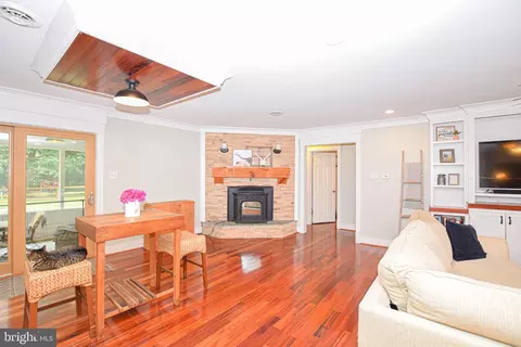 8013 Dustin Dr, Frederick, MD 21701 photo 12