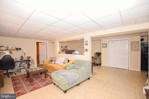 8013 Dustin Dr, Frederick, MD 21701 photo 32
