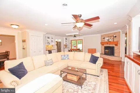 8013 Dustin Dr, Frederick, MD 21701 photo 7