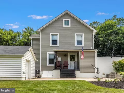 704 Knoxville Rd, Knoxville, MD 21758