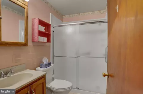 907 Cherokee Trl, Frederick, MD 21701 photo 13