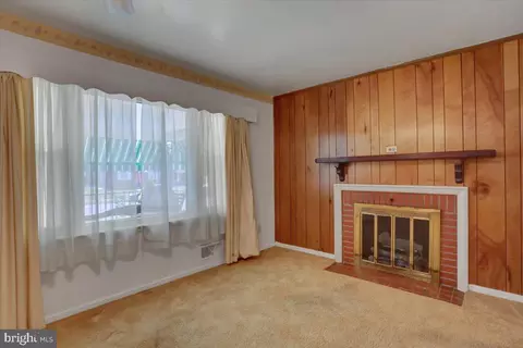 907 Cherokee Trl, Frederick, MD 21701 photo 8