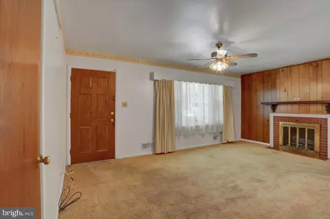 907 Cherokee Trl, Frederick, MD 21701 photo 7