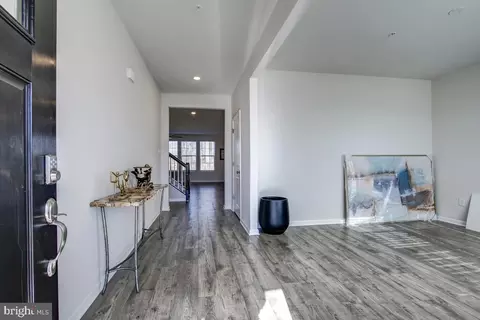 5804 Haller Pl, Frederick, MD 21704 photo 2
