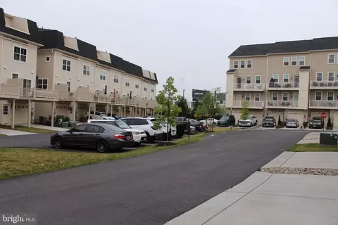 4961 Macdonough Pl, Frederick, MD 21703 photo 7