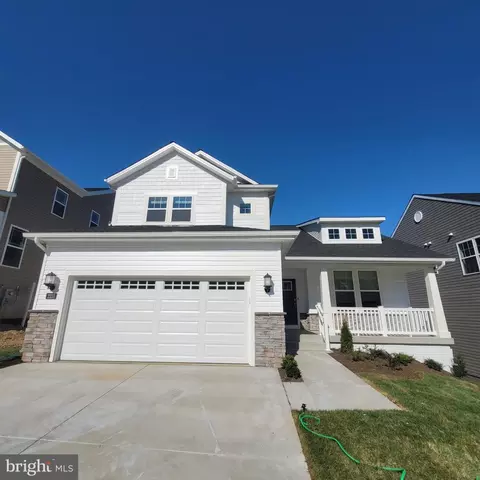 2241 Denali Dr, Frederick, MD 21702