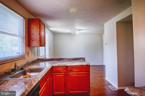 175 Fairfield Dr, Frederick, MD 21702 photo 6