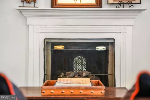321 E 3rd St, Frederick, MD 21701 photo 7