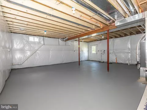 409 E St, Brunswick, MD 21716 photo 40
