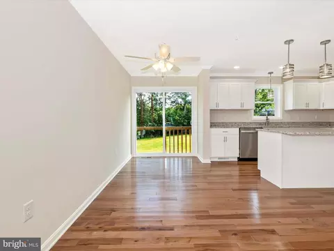 409 E St, Brunswick, MD 21716 photo 10