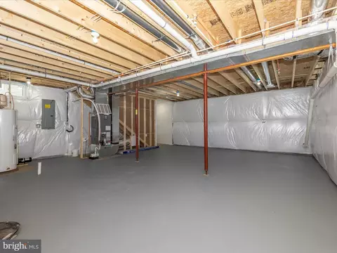 409 E St, Brunswick, MD 21716 photo 42