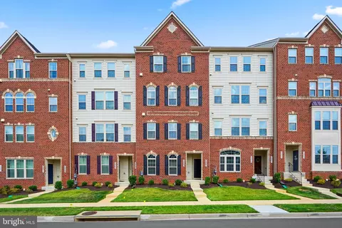 5963 Duvel St, Ijamsville, MD 21754