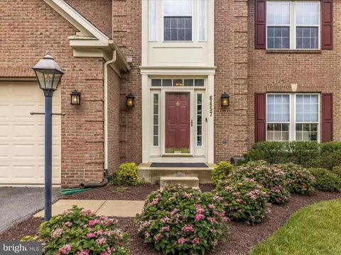 6457 Saddlebrook Ln, Frederick, MD 21701 photo 2