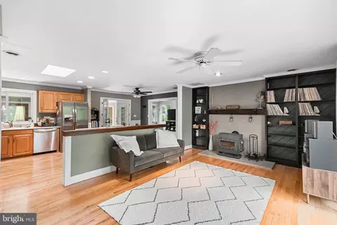 4952 Flossie Ave, Frederick, MD 21703 photo 7