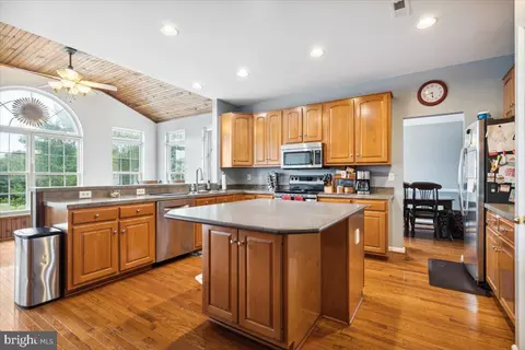 1803 Castle Rock Ct, Frederick, MD 21701 photo 11