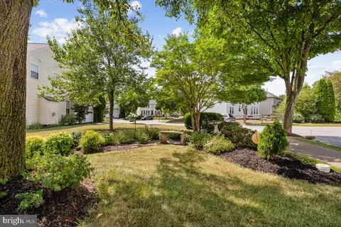 1803 Castle Rock Ct, Frederick, MD 21701 photo 3