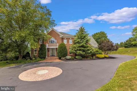 2069 Thurston Rd, Frederick, MD 21704