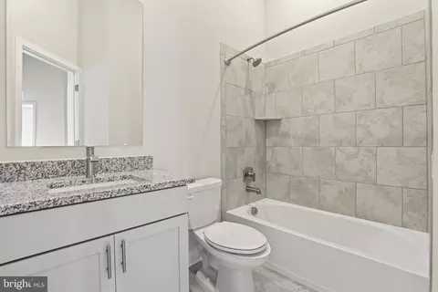 2373 Spruce Knob Ter, Frederick, MD 21702 photo 8