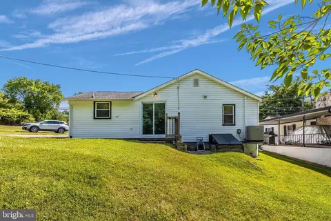 5913 Bartonsville Rd, Frederick, MD 21704 photo 29