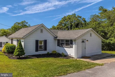 5913 Bartonsville Rd, Frederick, MD 21704 photo 2