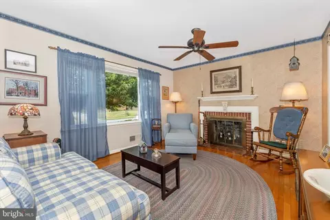 910 Seminole Rd, Frederick, MD 21701 photo 3