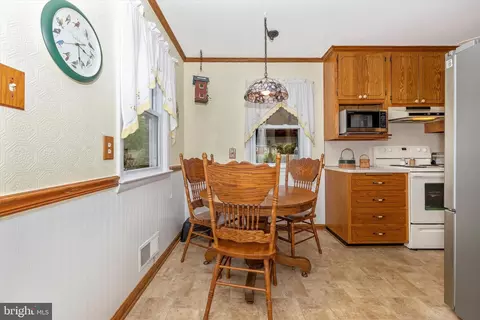 910 Seminole Rd, Frederick, MD 21701 photo 5