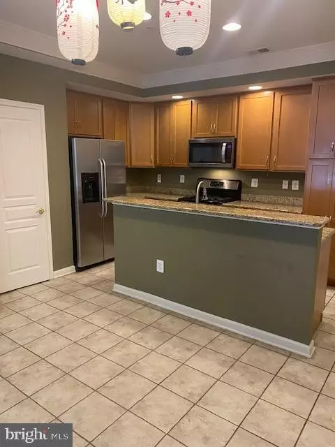 1807 Wheyfield Dr # a, Frederick, MD 21701 photo 3