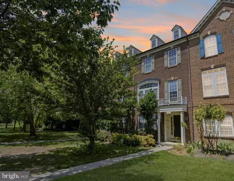 3842 Sugarloaf Pkwy, Frederick, MD 21704