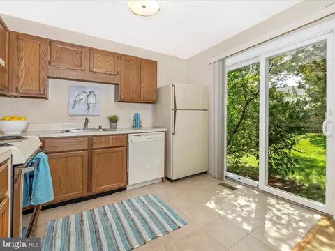209 Thames Dr, Frederick, MD 21702 photo 14