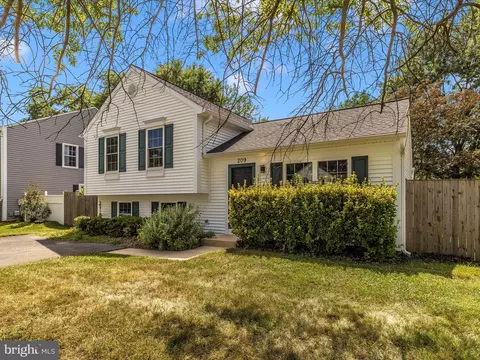 209 Thames Dr, Frederick, MD 21702 photo 37
