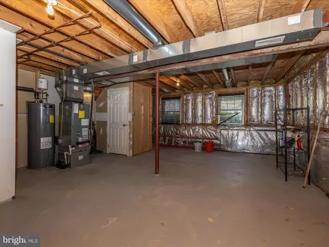209 Thames Dr, Frederick, MD 21702 photo 30