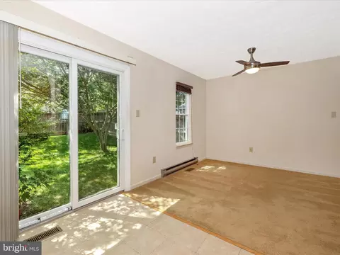 209 Thames Dr, Frederick, MD 21702 photo 17