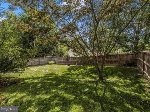 209 Thames Dr, Frederick, MD 21702 photo 38