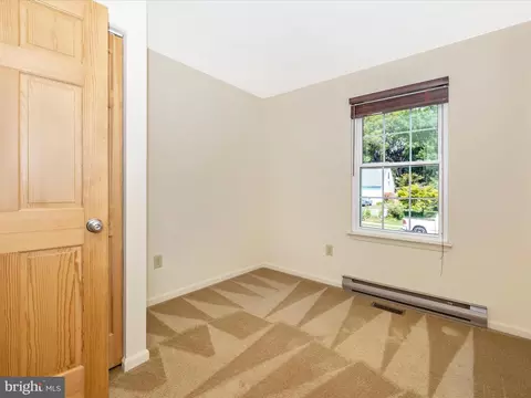 209 Thames Dr, Frederick, MD 21702 photo 23