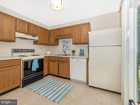 209 Thames Dr, Frederick, MD 21702 photo 15