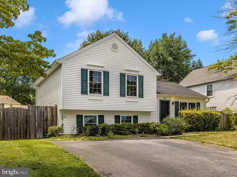 209 Thames Dr, Frederick, MD 21702 photo 34