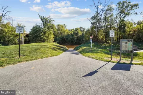 8230 Red Wing Ct, Frederick, MD 21701 photo 25