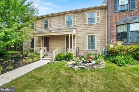 8230 Red Wing Ct, Frederick, MD 21701