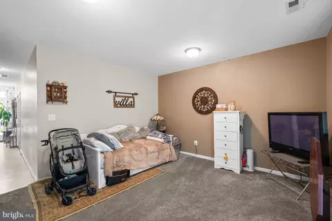 641 Cawley Dr, Frederick, MD 21703 photo 4