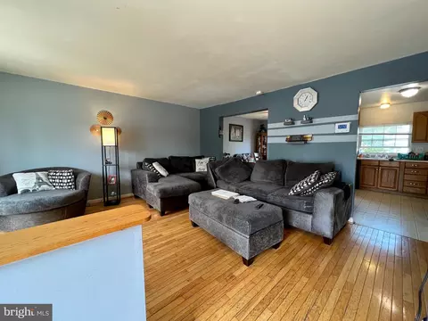 1603 Jennings Ct, Frederick, MD 21702 photo 6