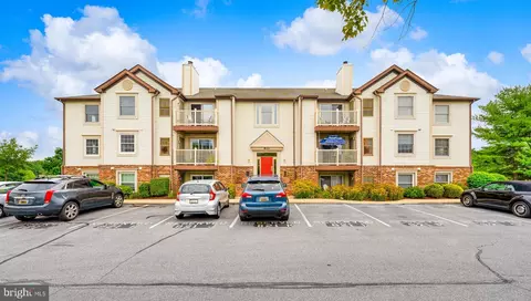 821 Stratford Way #G, Frederick, MD 21701