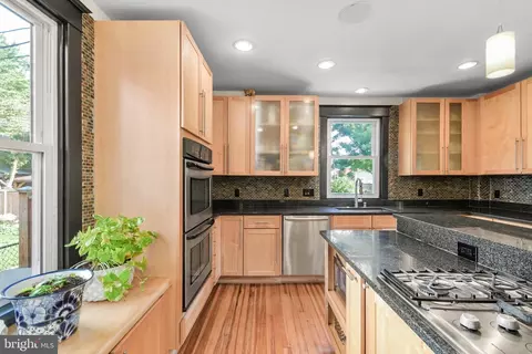 239 Washington St, Frederick, MD 21701 photo 20
