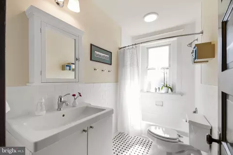 239 Washington St, Frederick, MD 21701 photo 34