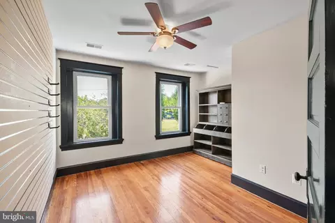 239 Washington St, Frederick, MD 21701 photo 32