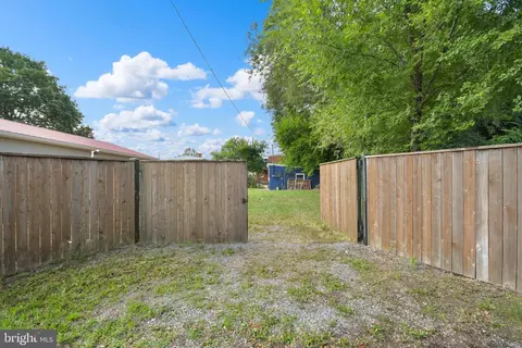 239 Washington St, Frederick, MD 21701 photo 60
