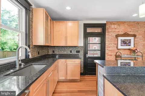 239 Washington St, Frederick, MD 21701 photo 21